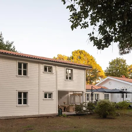Maison Blanche, Arenal Casa vacanze *