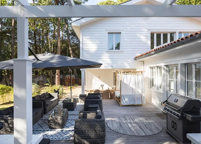 Maison Blanche, Arenal