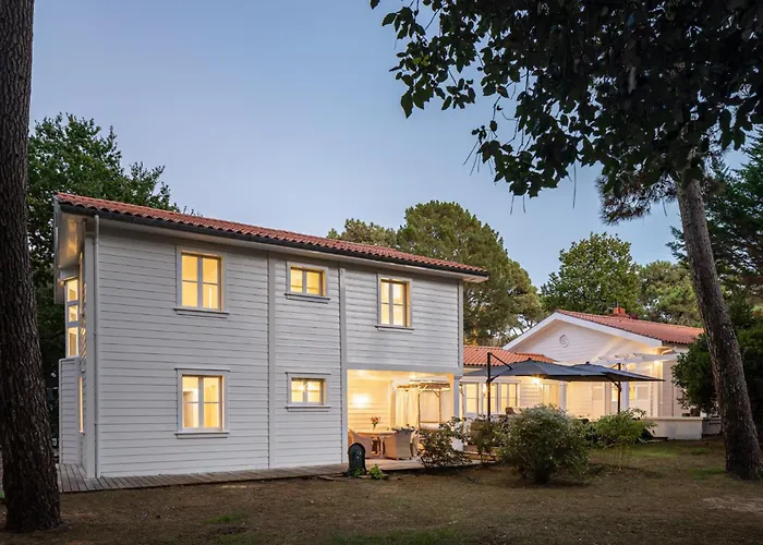 Maison Blanche, Arenal Holiday home *